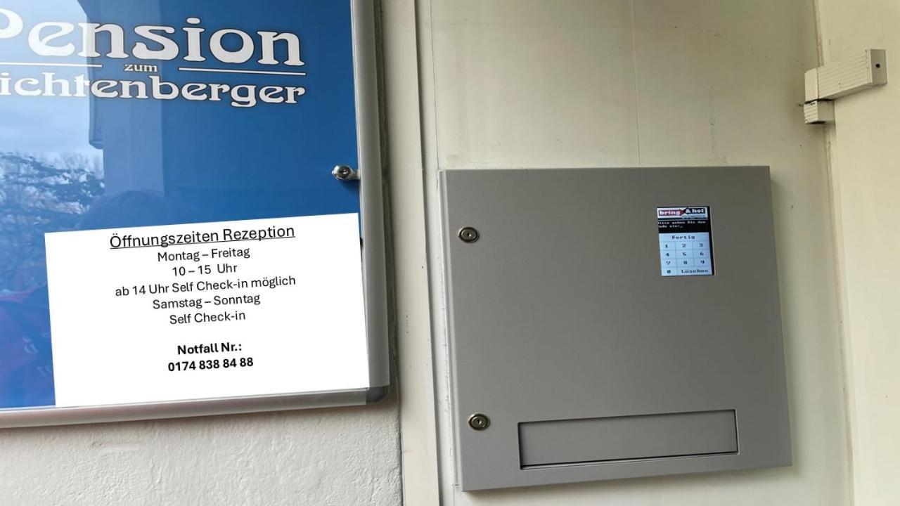 Pension Zum Lichtenberger Berlin Luaran gambar